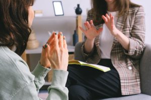 women veterans talking